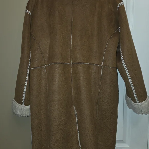 Avec Les Filles Brown and Cream Teddy Jacket - Picture 6 of 6